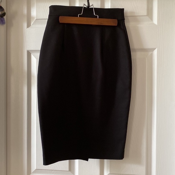 Zara Skirt with Slit - Picture 2 of 5